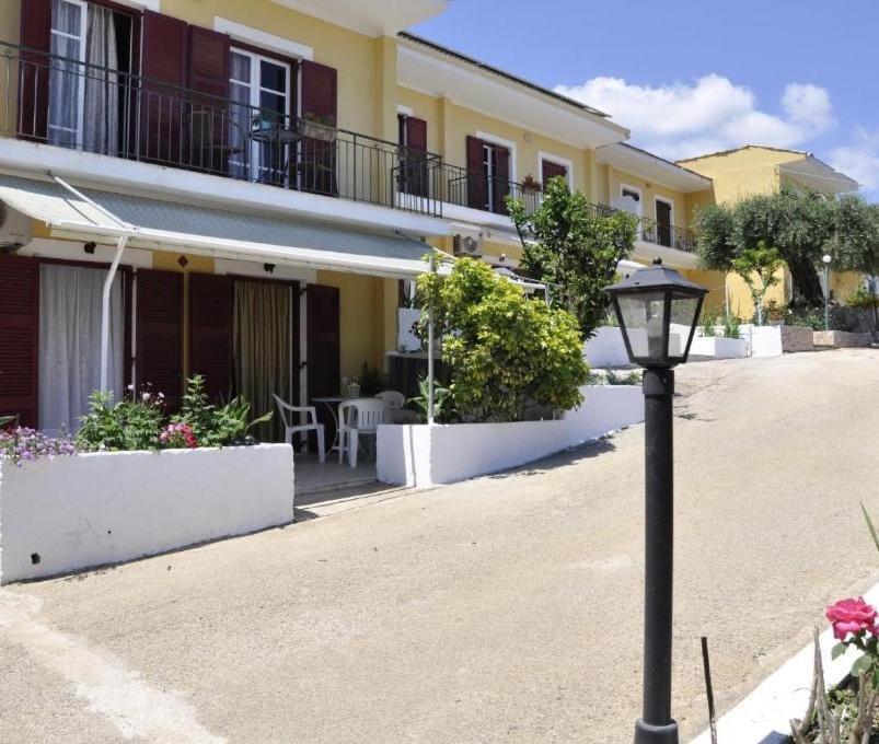 Braziliana Apartments Dassia  Exterior foto